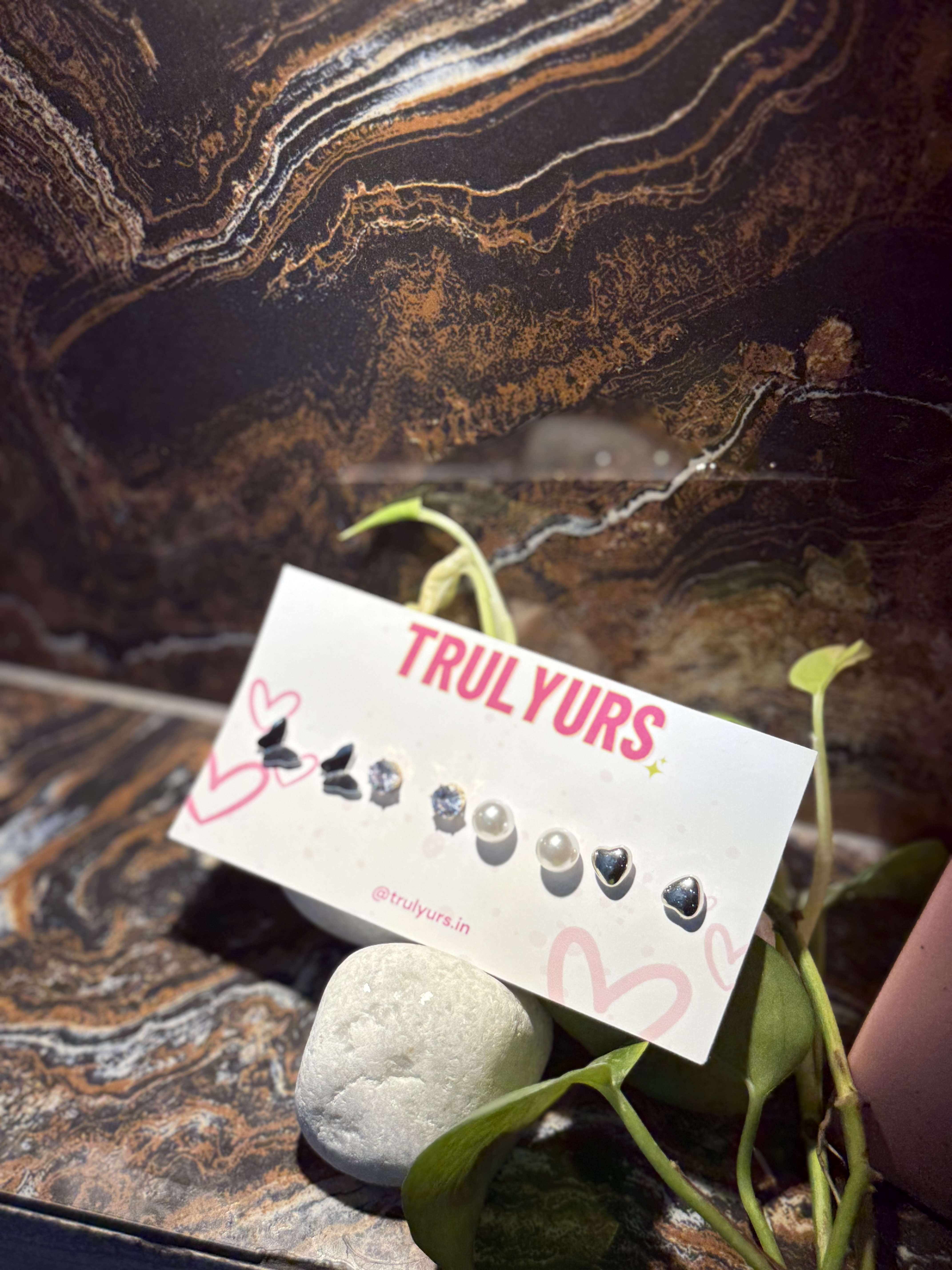 TrulyUrs 4-in-1 Silver Stud Set – Everyday Elegance